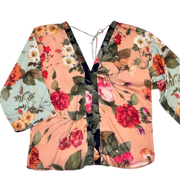 Farm Rio Anthropologie Floral Viscose Kimono Style Blouse Small - Picture 3 of 12